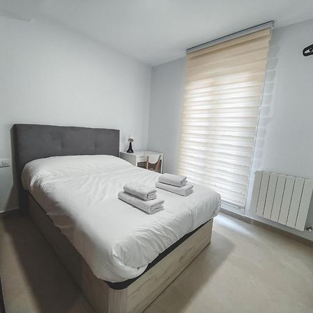 Casa San Juan - Habitaciones Privadas 洛格罗尼奥 外观 照片